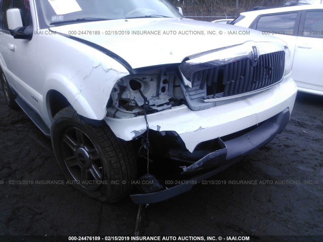 5LMEU88H94ZJ32218 - 2004 LINCOLN AVIATOR 白色 照片 6