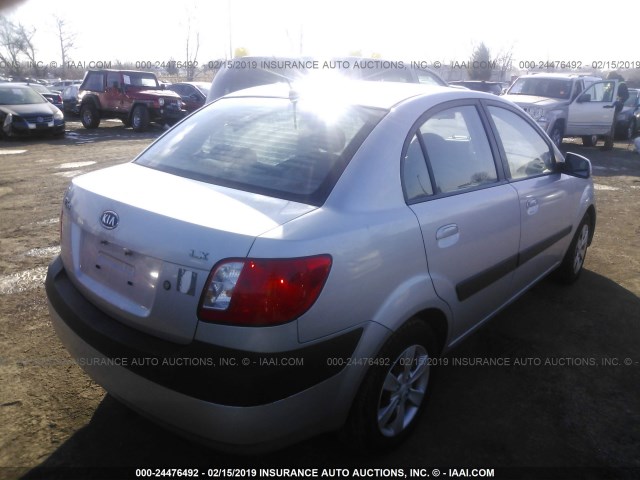 KNADE223596451437 - 2009 KIA RIO LX/SX SILVER photo 4