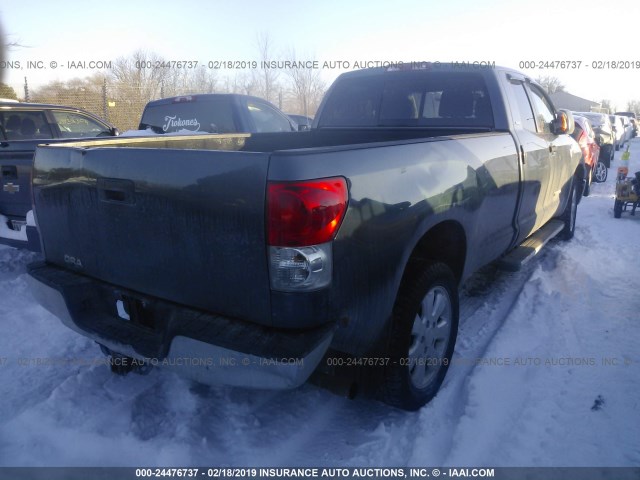 5TFCV54117X004381 - 2007 TOYOTA TUNDRA DOUBLE CAB SR5 GRAY photo 4