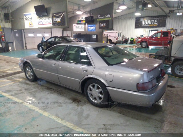 1G6KY529XVU840090 - 1997 CADILLAC SEVILLE STS SILVER photo 3