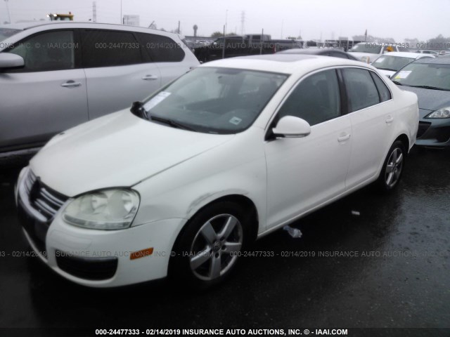 3VWRZ71K88M084533 - 2008 VOLKSWAGEN JETTA SE/SEL WHITE photo 2