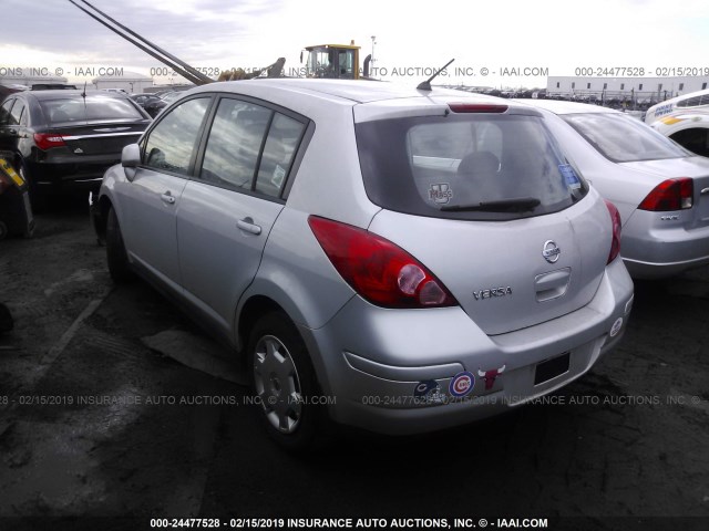 3N1BC13E48L375405 - 2008 NISSAN VERSA S/SL SILVER photo 3