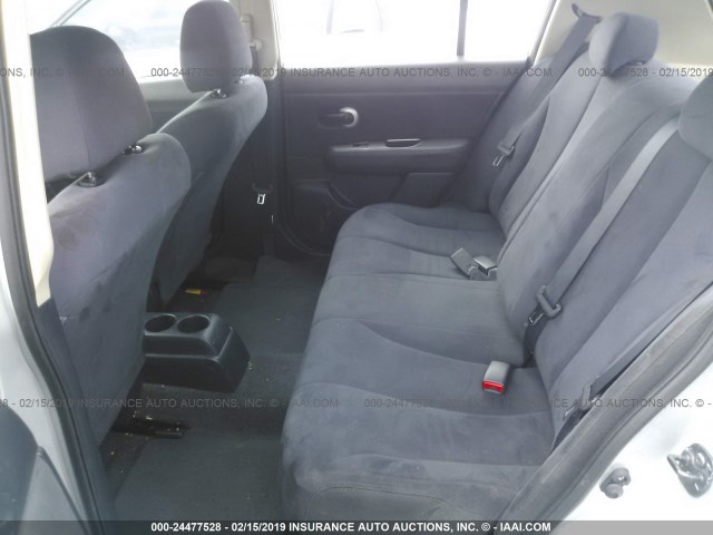 3N1BC13E48L375405 - 2008 NISSAN VERSA S/SL SILVER photo 8