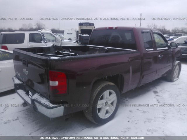 1GCEC19078Z309512 - 2008 CHEVROLET SILVERADO C1500 MAROON photo 4