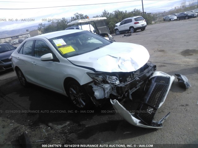 4T1BF1FK7FU114600 - 2015 TOYOTA CAMRY LE/XLE/SE/XSE 白色 照片 1