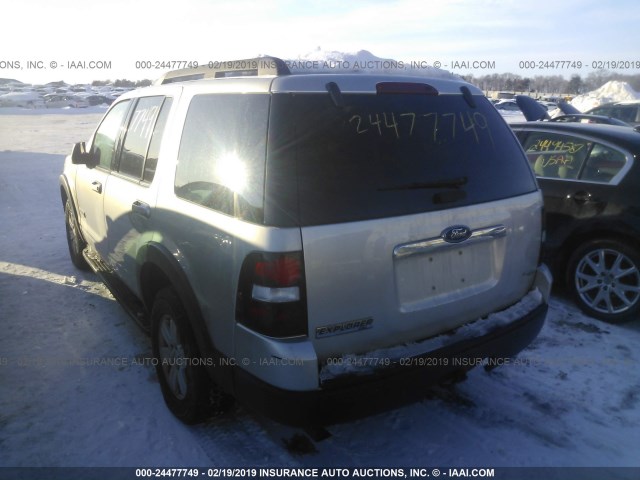 1FMEU73E57UB57192 - 2007 FORD EXPLORER XLT SILVER photo 3