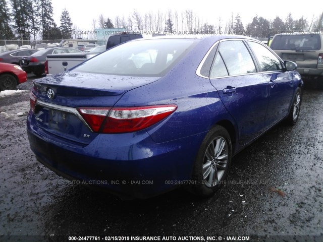 4T1BF1FK1FU884677 - 2015 TOYOTA CAMRY LE/XLE/SE/XSE BLUE photo 4