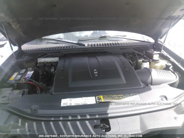 5LMFU27506LJ28900 - 2006 LINCOLN NAVIGATOR Қара фото 10