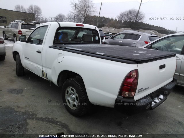 5TENX22N26Z158998 - 2006 TOYOTA TACOMA WHITE photo 3