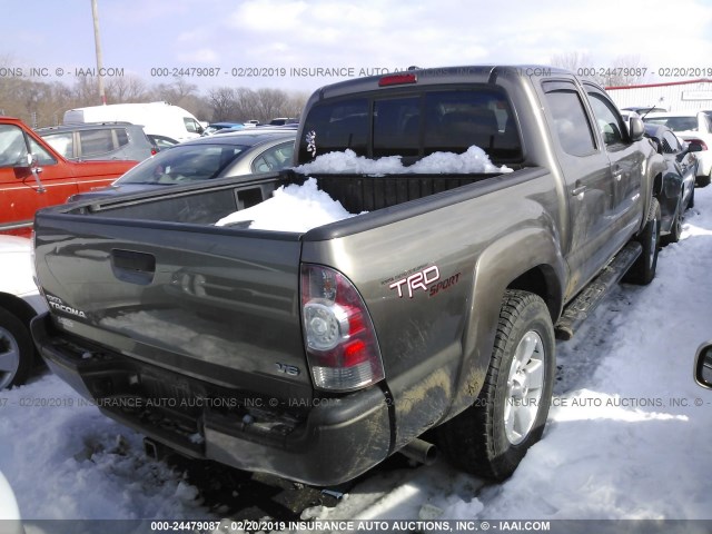 3TMLU4EN2BM069611 - 2011 TOYOTA TACOMA DOUBLE CAB 黑色 照片 4