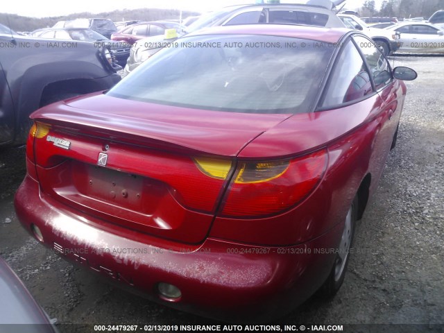 1G8ZY12762Z257673 - 2002 SATURN SC2 RED photo 4