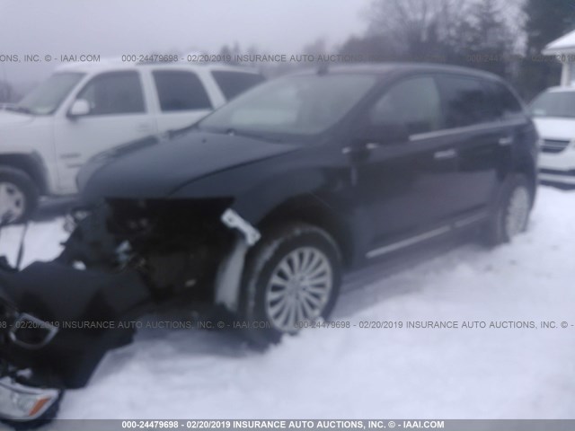 2LMDJ8JK2DBL31857 - 2013 LINCOLN MKX BLACK photo 2