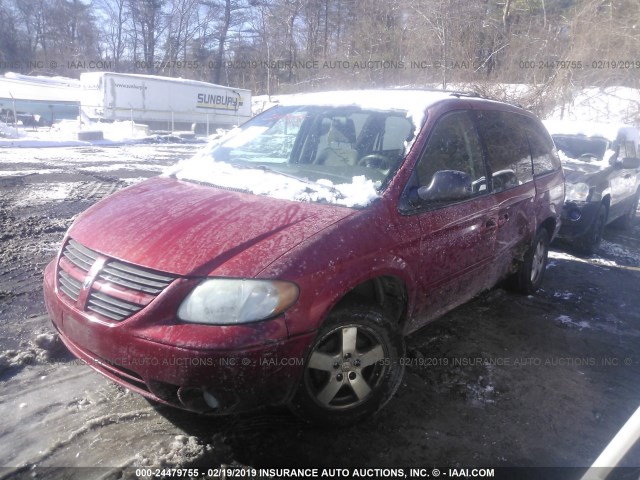 2D4GP44L85R205216 - 2005 DODGE GRAND CARAVAN SXT RED photo 2