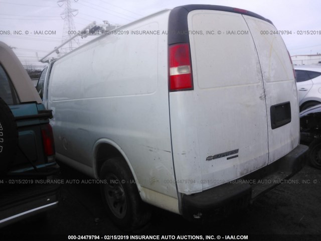 1GCSGAFX2C1160782 - 2012 CHEVROLET EXPRESS G1500  WHITE photo 3