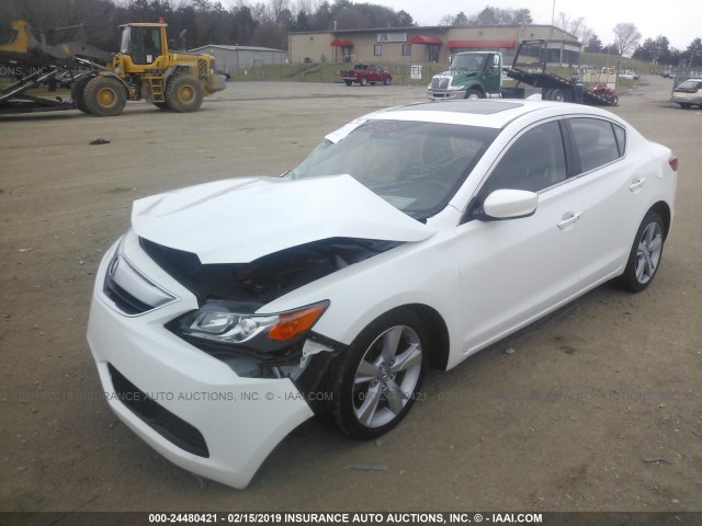 19VDE1F30FE000938 - 2015 ACURA ILX 20 WHITE photo 2