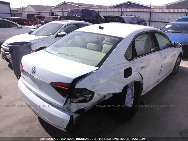 1VWBA7A32JC002658 - 2018 VOLKSWAGEN PASSAT SE WHITE photo 4