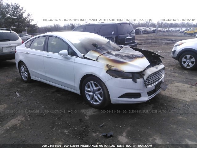 1FA6P0HD8E5400417 - 2014 FORD FUSION SE WHITE photo 1