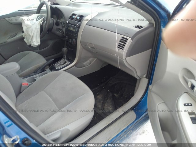 1NXBU4EE6AZ283793 - 2010 TOYOTA COROLLA S/LE/XLE BLUE photo 5