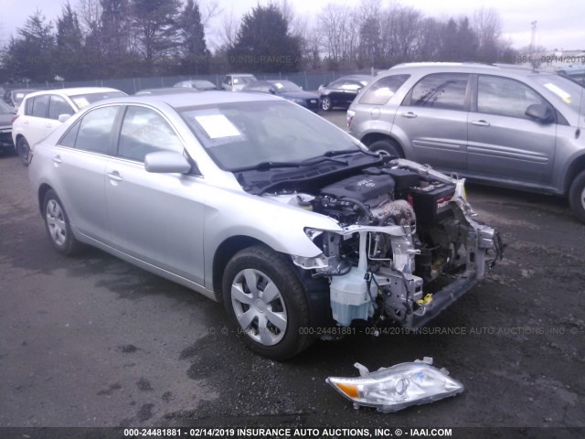 4T1BF3EK2AU031954 - 2010 TOYOTA CAMRY SE/LE/XLE 银色 照片 1