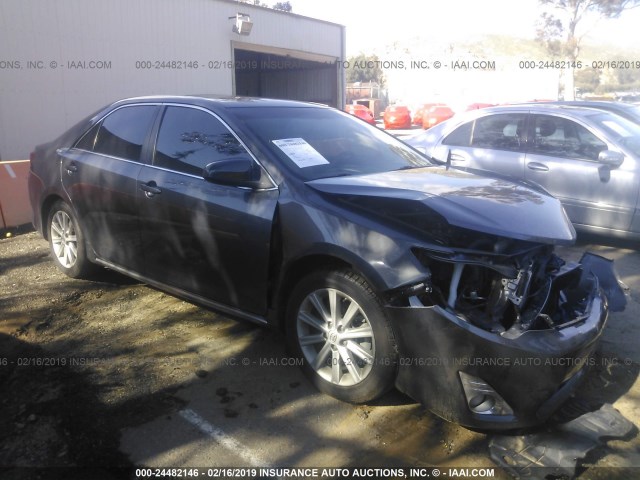 4T4BF1FK0ER356634 - 2014 TOYOTA CAMRY L/SE/LE/XLE 灰色 照片 1