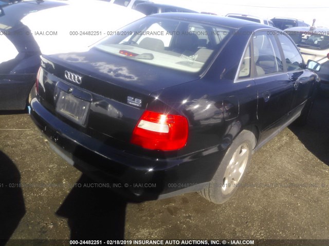 WAUED28D5XA026575 - 1999 AUDI A4 2.8 QUATTRO BLACK photo 4