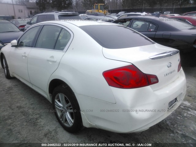 JN1CV6AR7BM351811 - 2011 INFINITI G37 WHITE photo 3