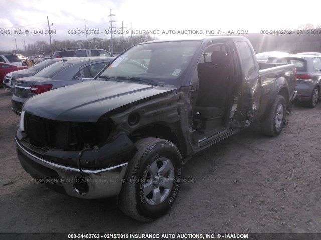 1N6AD0CU0BC435834 - 2011 NISSAN FRONTIER SV/PRO-4X GRAY photo 2