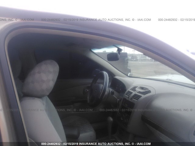 1G1ZT52844F129403 - 2004 CHEVROLET MALIBU LS GOLD photo 5