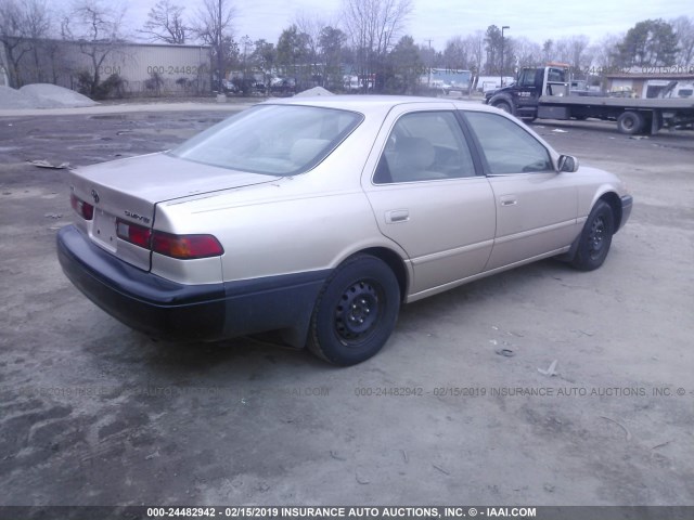 4T1BG22K5XU909655 - 1999 TOYOTA CAMRY CE/LE/XLE TAN photo 4