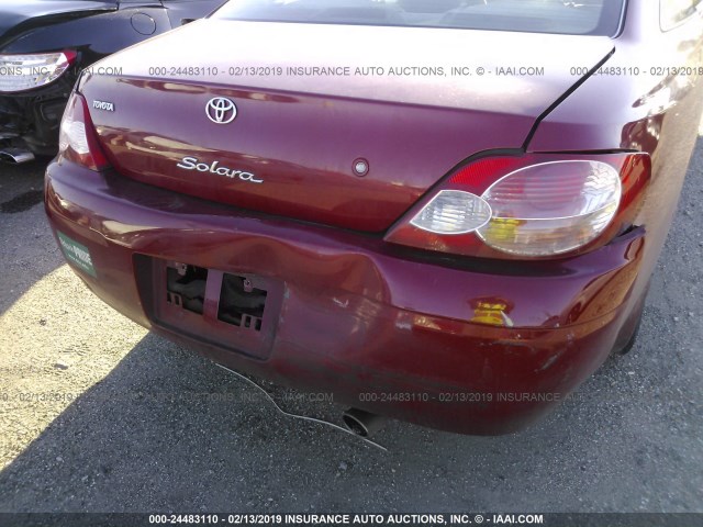 2T1CE22P42C004694 - 2002 TOYOTA CAMRY SOLARA SE RED photo 6