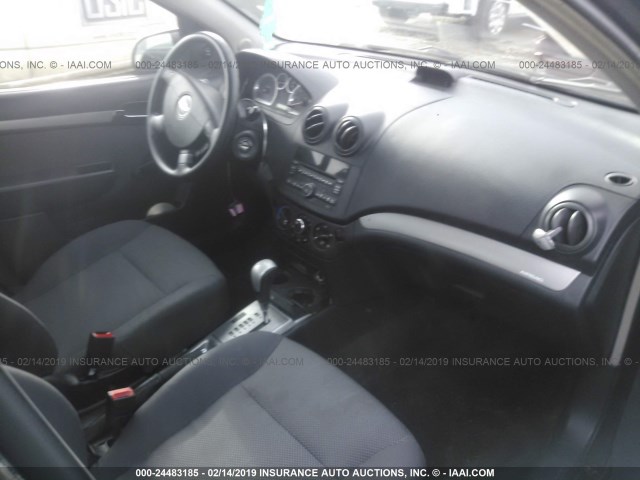 KL1TD56E59B399255 - 2009 CHEVROLET AVEO LS/LT BLACK photo 5