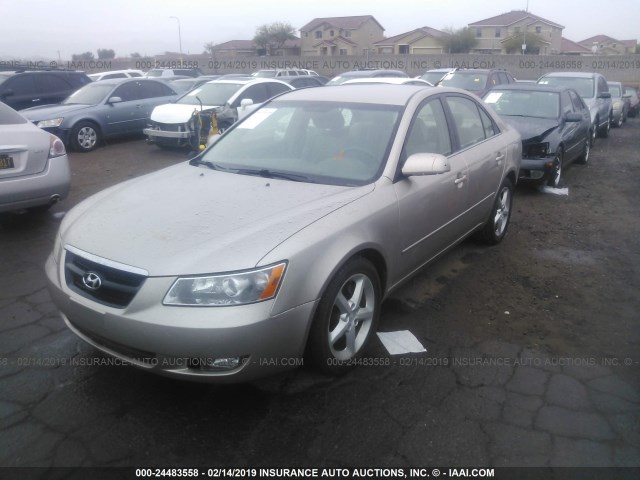 5NPEU46F87H160413 - 2007 HYUNDAI SONATA SE/LIMITED GOLD photo 2