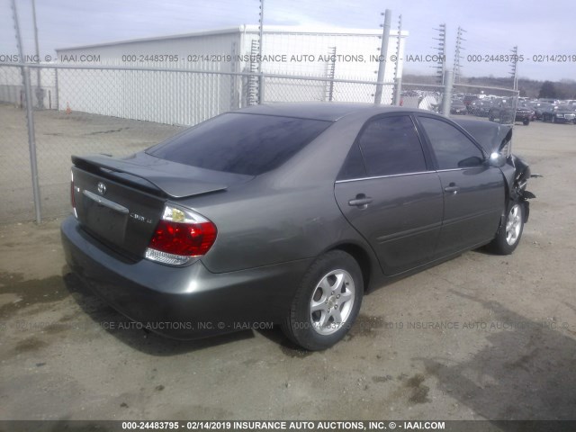 4T1BE32K55U546654 - 2005 TOYOTA CAMRY LE/XLE/SE GRAY photo 4