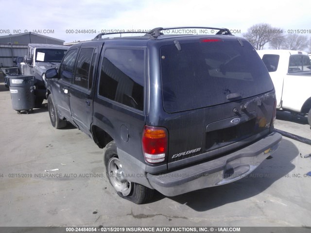 1FMZU63E9YUB04962 - 2000 FORD EXPLORER XLT GRAY photo 3