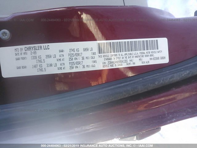 2D8HN54X09R641355 - 2009 DODGE GRAND CARAVAN SXT RED photo 9