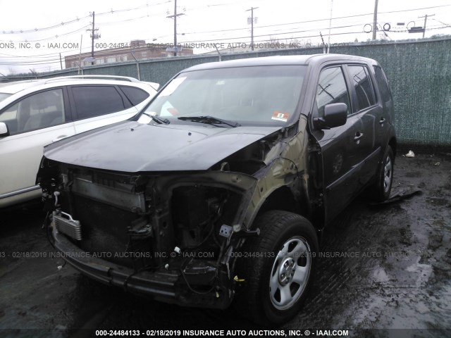 5FNYF4H2XCB005176 - 2012 HONDA PILOT LX BROWN photo 2