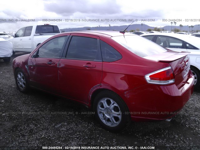 1FAHP35N48W295123 - 2008 FORD FOCUS SE/SEL/SES RED photo 3