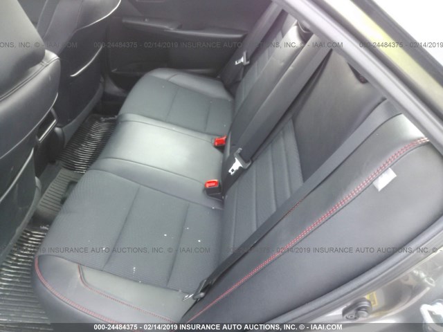 4T1BF1FK6HU412669 - 2017 TOYOTA CAMRY LE/XLE/SE/XSE ნაცრისფერი ფოტო 8