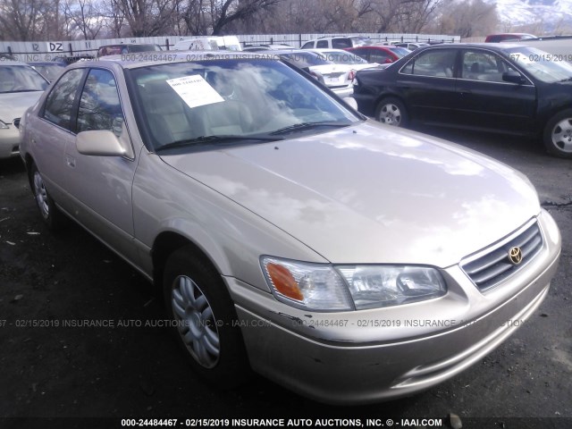 4T1BF22K31U116221 - 2001 TOYOTA CAMRY LE/XLE Алтын фото 1
