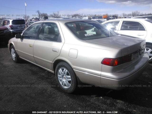 4T1BF22K31U116221 - 2001 TOYOTA CAMRY LE/XLE Алтын фото 3