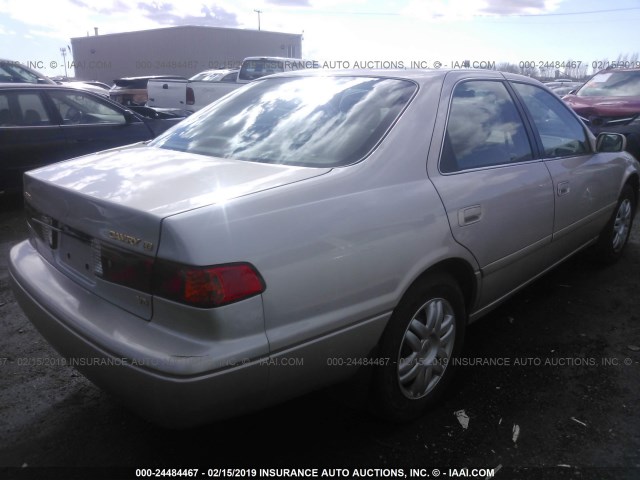4T1BF22K31U116221 - 2001 TOYOTA CAMRY LE/XLE Алтын фото 4