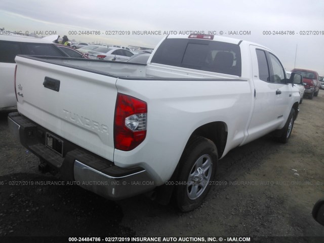 5TFUY5F17JX690555 - 2018 TOYOTA TUNDRA DOUBLE CAB SR/SR5 WHITE photo 4