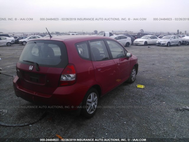 JHMGD38408S022042 - 2008 HONDA FIT RED photo 4