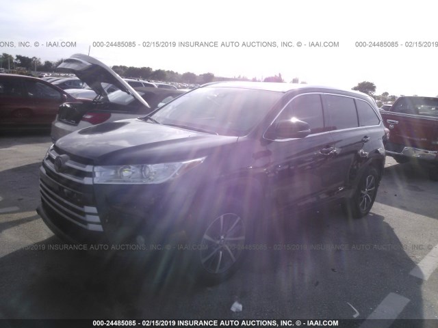 5TDKZRFH5HS513611 - 2017 TOYOTA HIGHLANDER SE/XLE BLACK photo 2