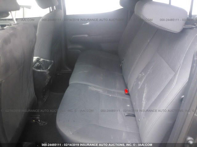 3TMCZ5AN8HM100236 - 2017 TOYOTA TACOMA DBL CAB/SR/TRDSPT/OR/PRO ნაცრისფერი ფოტო 8