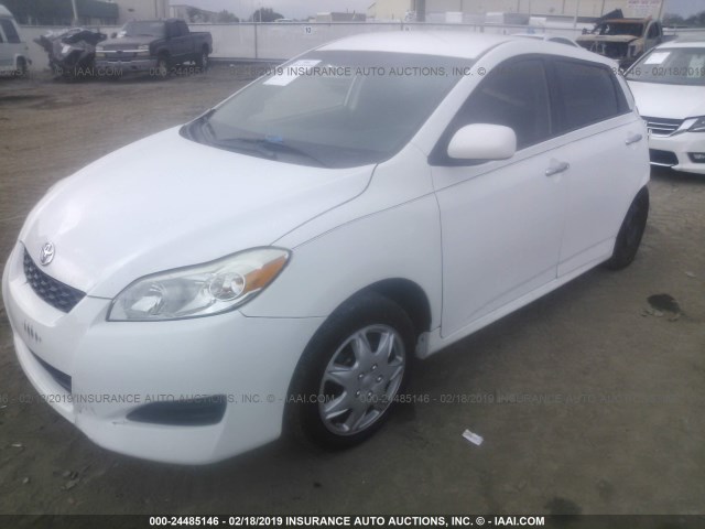 2T1KU40E79C073711 - 2009 TOYOTA COROLLA MATRIX  WHITE photo 2