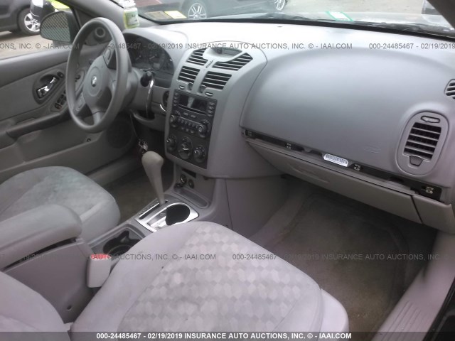 1G1ZT54894F117423 - 2004 CHEVROLET MALIBU LS GRAY photo 5