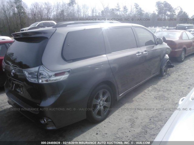 5TDXZ3DC5HS798031 - 2017 TOYOTA SIENNA SE GRAY photo 4