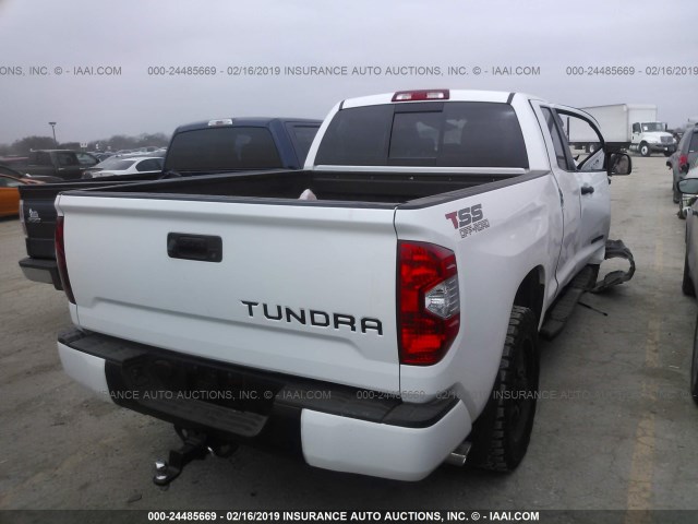 5TFRW5F1XGX195707 - 2016 TOYOTA TUNDRA DOUBLE CAB SR/SR5 WHITE photo 4