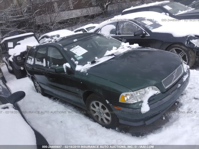 YV1VW2551YF477723 - 2000 VOLVO V40 GREEN photo 1